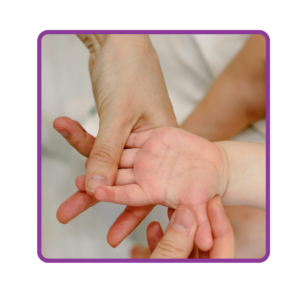 massage enfant main